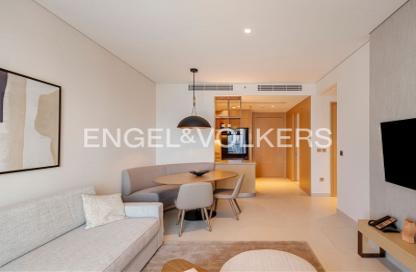 Apartment - 2 Bedrooms - 3 Bathrooms for sale in Vida Dubai Mall Tower 1 - Vida Residences Dubai Mall - Downtown Dubai - Dubai