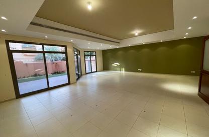 Villa - 4 - 6 for rent in Al Karamah - Abu Dhabi Villa - 4 - 6 for rent in Al Karamah - Abu Dhabi