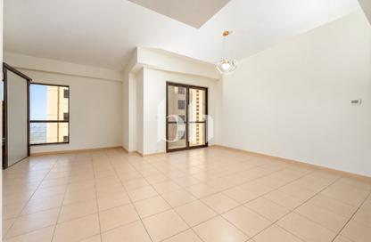 Apartment - 3 - 4 for rent in Rimal 3 - Rimal - Jumeirah Beach Residence - Dubai