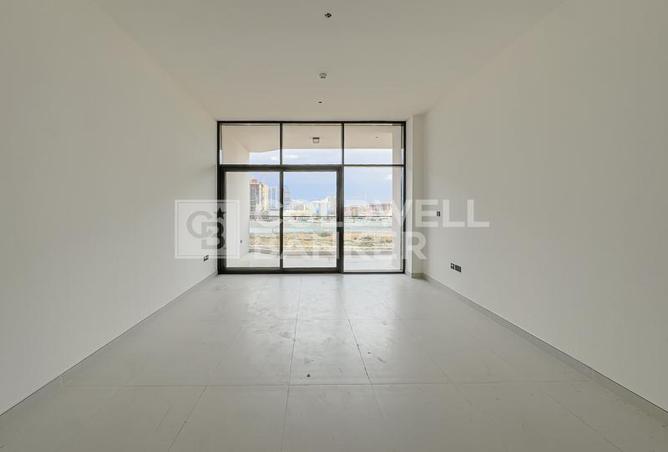 94003060 - Property Image 3