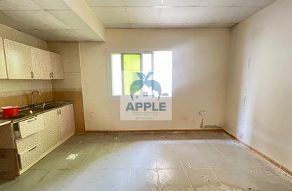 Apartment - Studio - 1 Bathroom for rent in Muwailih Building - Muwaileh - Sharjah