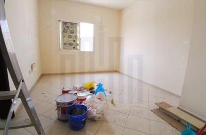 Apartment - 1 - 1 for rent in Fire Station Road - Muwaileh - Sharjah Apartment - 1 - 1 for rent in Fire Station Road - Muwaileh - Sharjah