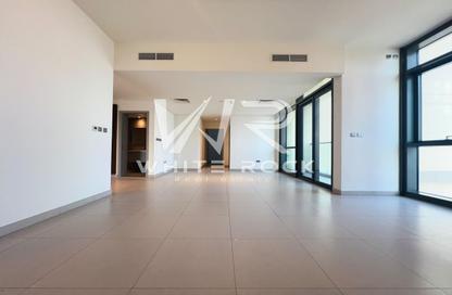 Apartment - 2 - 3 for rent in Canal Residence - Al Reem Island - Abu Dhabi