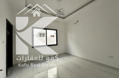 Villa - 5 Bedrooms - 6 Bathrooms for sale in Al Yasmeen 1 - Al Yasmeen - Ajman