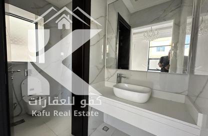 Villa - 5 Bedrooms - 6 Bathrooms for sale in Al Yasmeen 1 - Al Yasmeen - Ajman