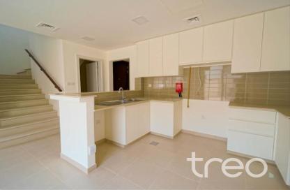 Townhouse - 3 Bedrooms - 4 Bathrooms for sale in Noor Townhouses - Town Square - Dubai