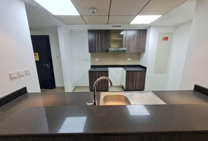 Street View | Biggest Layout Type C | Mid Floor — photo 3
