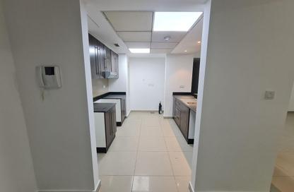 Apartment - 2 Bedrooms - 2 Bathrooms for sale in Tower 1 - Al Reef Downtown - Al Reef - Abu Dhabi Apartment - 2 Bedrooms - 2 Bathrooms for sale in Tower 1 - Al Reef Downtown - Al Reef - Abu Dhabi