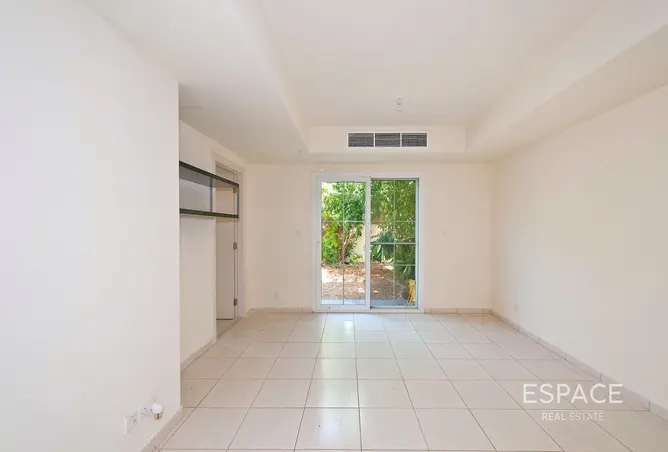 64027187 - Property Image 2