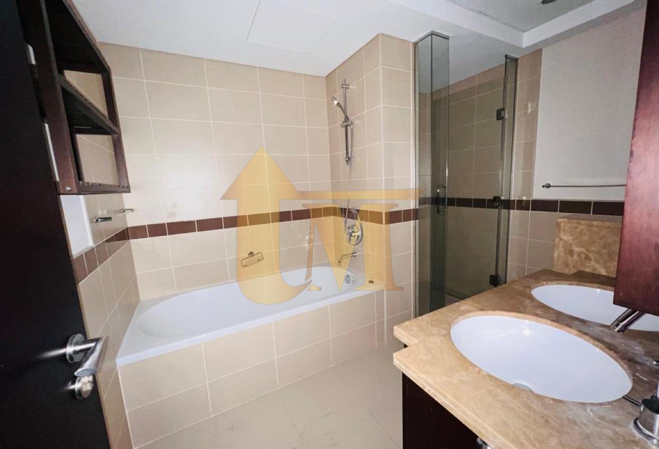 Spacious 1 BHK for Rent | Burj View | Balcony photo 10