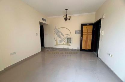 Apartment - 1 - 1 for rent in Al Qulaya'ah - Al Sharq - Sharjah Apartment - 1 - 1 for rent in Al Qulaya'ah - Al Sharq - Sharjah