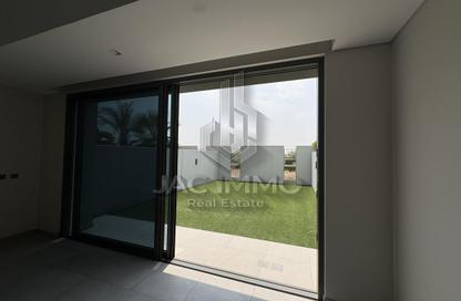 Townhouse - 2 Bedrooms - 3 Bathrooms for rent in Hadaeq Sheikh Mohammed Bin Rashid - Dubai Townhouse - 2 Bedrooms - 3 Bathrooms for rent in Hadaeq Sheikh Mohammed Bin Rashid - Dubai