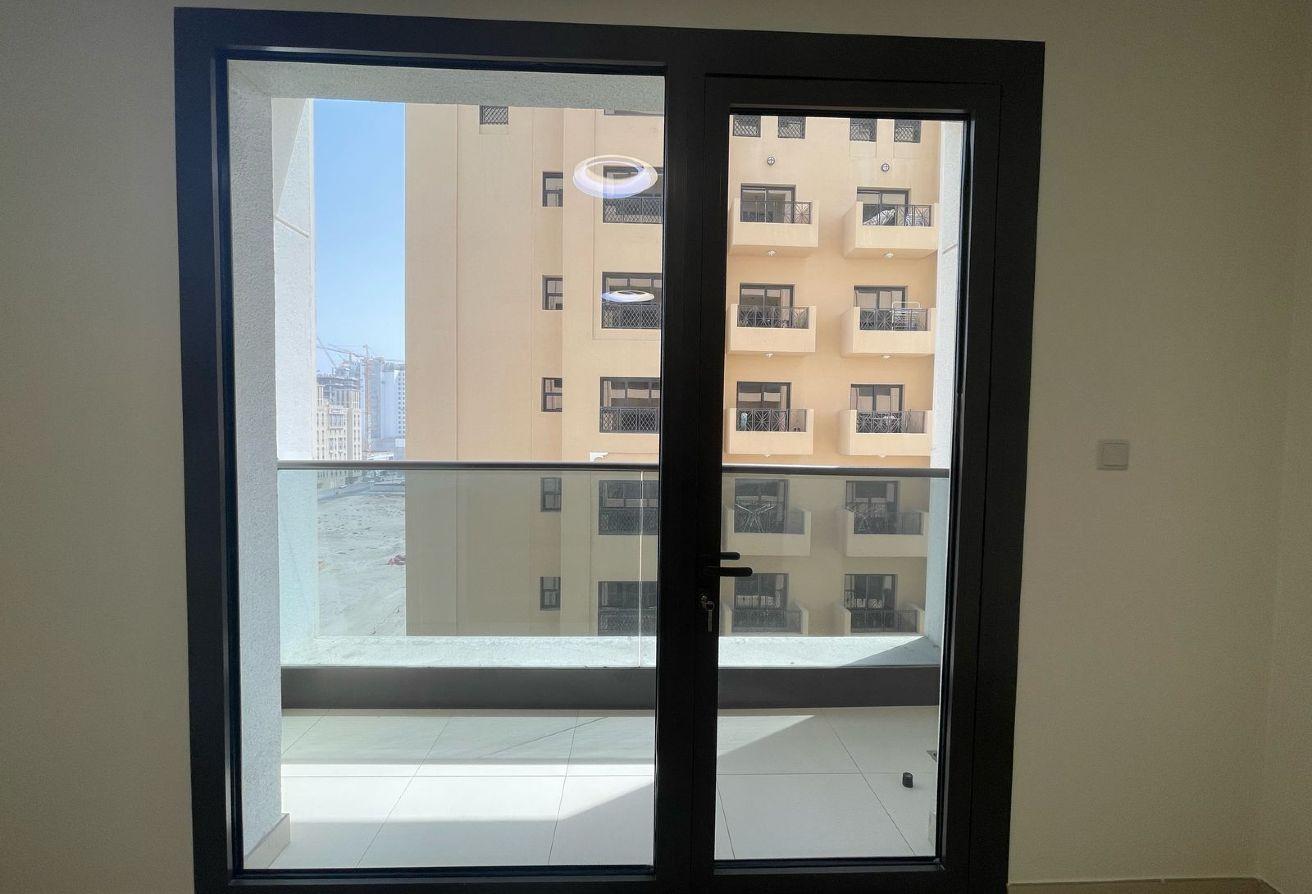 Modern Highly Maintained STUDIO for RENT in Jaddaf photo 6