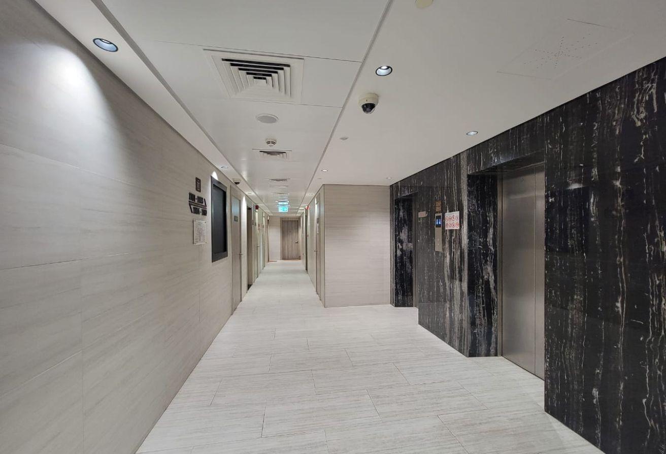Modern Highly Maintained STUDIO for RENT in Jaddaf photo 11