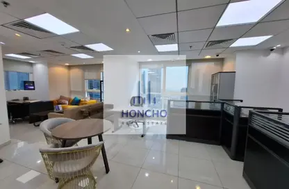 مكتب - غرفة نوم - 2 حمامات للايجار في أسبن - شارع الشيخ زايد - دبي