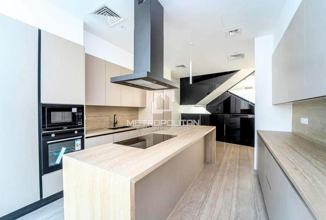 81951714 - Property Image 3