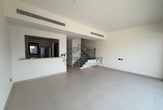 156060609 - Property Image 3