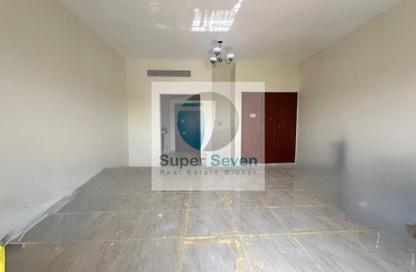 Apartment - Studio - 1 for rent in Building T03 - Spain Cluster - International City - Dubai