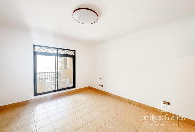 67822289 - Property Image 2