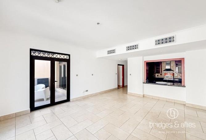 67822289 - Property Image 3