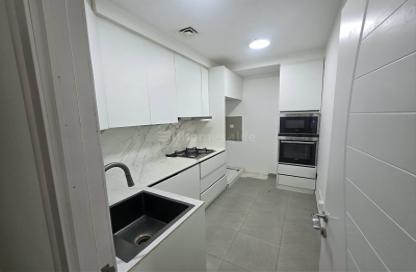 Townhouse - 4 - 4 for rent in Zahra Townhouses - Town Square - Dubai