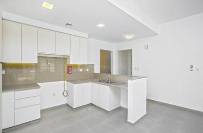 Townhouse - 4 - 4 for rent in Zahra Townhouses - Town Square - Dubai