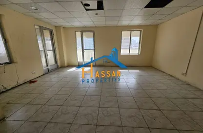 مكتب - استوديو - 1 حمام للايجار في ميدان الرولة - منطقة الرولة - الشارقة