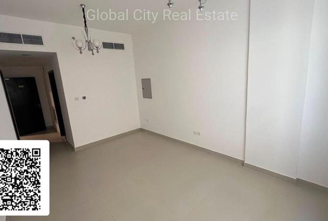 121111614 - Property Image 3