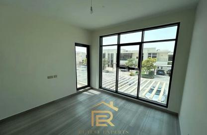 Villa - 4 Bedrooms - 5 Bathrooms for rent in Rochester - The Park Villas - Damac Hills - Dubai
