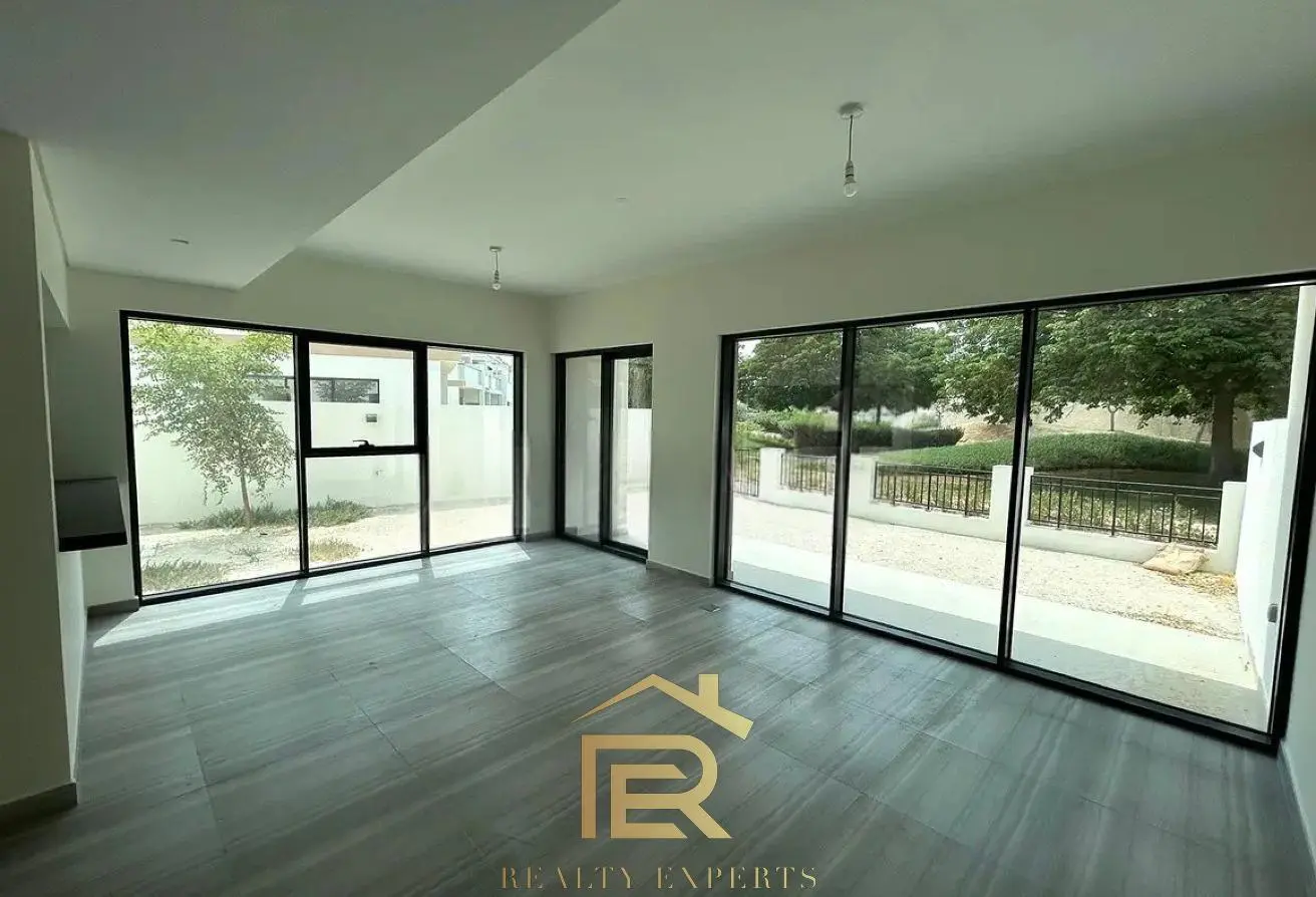 104124712 - Property Main Image