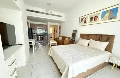 شقة - 1 حمام للايجار في كريستال مساكن - منطقة 11 - قرية جميرا الدائرية - دبي