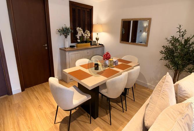 52003590 - Property Image 2