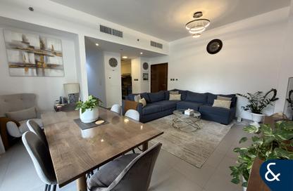 Apartment - 3 Bedrooms - 3 Bathrooms for sale in Hayat Boulevard 1A - Hayat Boulevard 1 - Hayat Boulevard - Town Square - Dubai