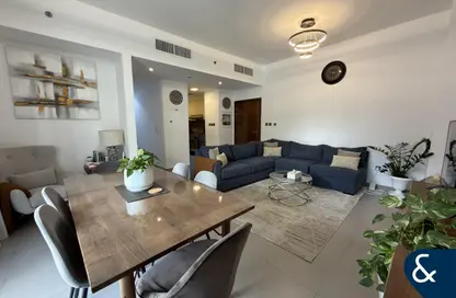 Apartment - 3 Bedrooms - 3 Bathrooms for sale in Hayat Boulevard 1A - Hayat Boulevard 1 - Hayat Boulevard - Town Square - Dubai