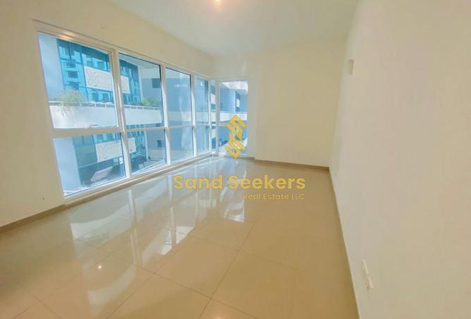 136070480 - Property Main Image