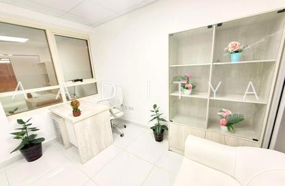Office Space - Studio - 1 Bathroom for rent in Silver Home Building - Hor Al Anz - Deira - Dubai