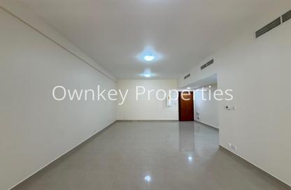 Apartment - 3 Bedrooms - 3 Bathrooms for rent in Golden Sands 9 - Al Mankhool - Bur Dubai - Dubai Apartment - 3 Bedrooms - 3 Bathrooms for rent in Golden Sands 9 - Al Mankhool - Bur Dubai - Dubai