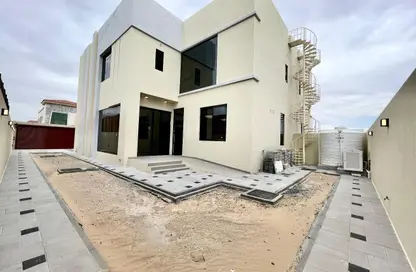Villa - 5 Bedrooms - 7 Bathrooms for rent in Al Hooshi Villas - Hoshi - Al Badie - Sharjah