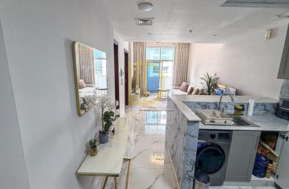 Apartment - 1 Bedroom - 2 Bathrooms for sale in Royal Residence 1 - Royal Residence - Dubai Sports City - Dubai