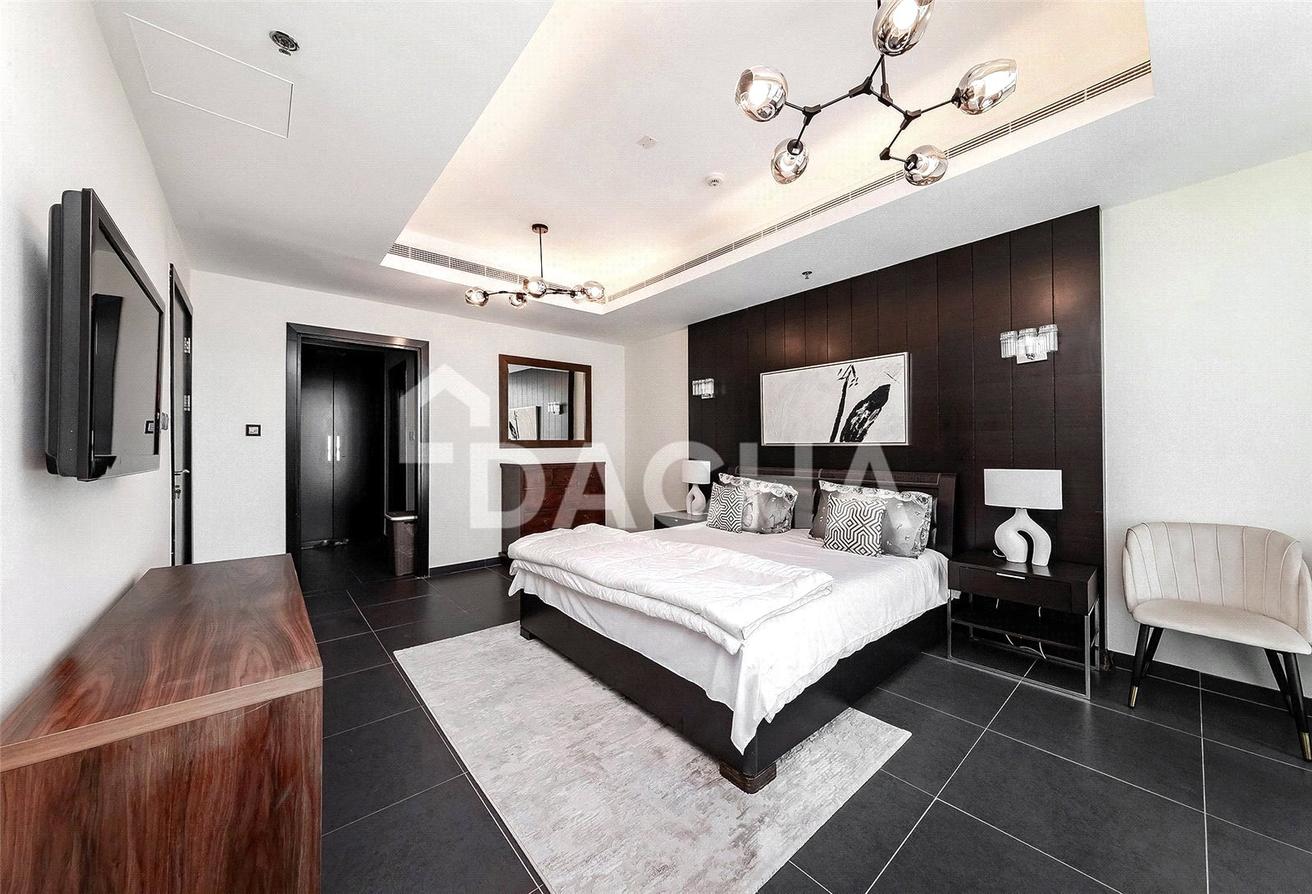 VACANT | LUXURIOUS | DUPLEX | SEA PALM VIEWS photo 20