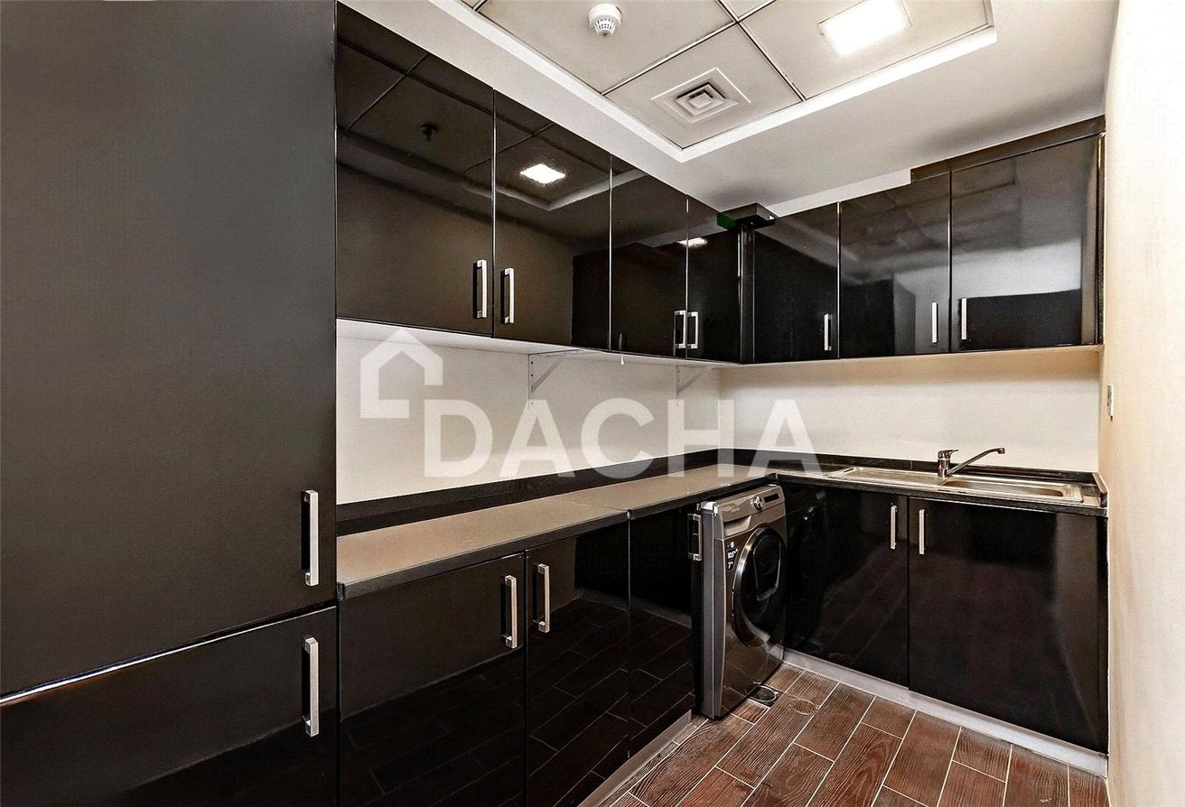 VACANT | LUXURIOUS | DUPLEX | SEA PALM VIEWS photo 23