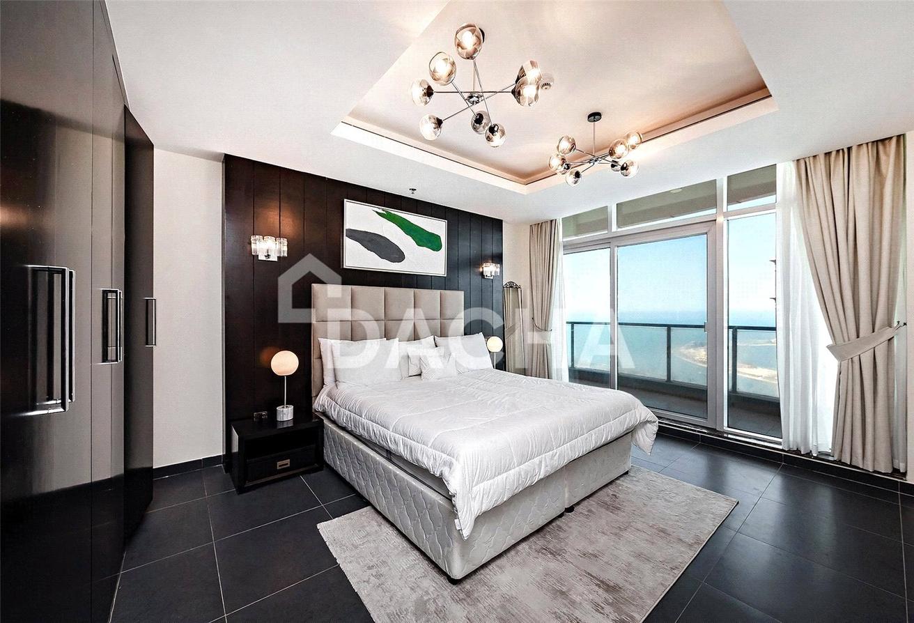 VACANT | LUXURIOUS | DUPLEX | SEA PALM VIEWS photo 15