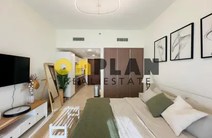 Apartment - 1 Bathroom for rent in Azizi Aliyah - Dubai Healthcare City 2 - Al Jaddaf - Dubai