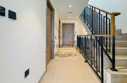 Villa - 5 - 5 for sale in Nice - Damac Lagoons - Dubai