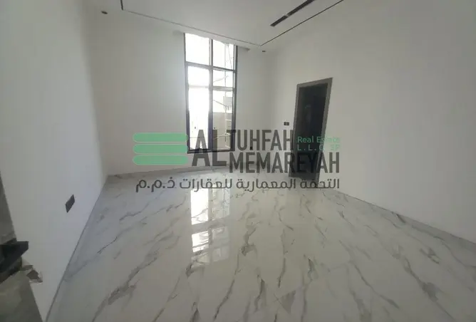 16220825 - Property Image 2