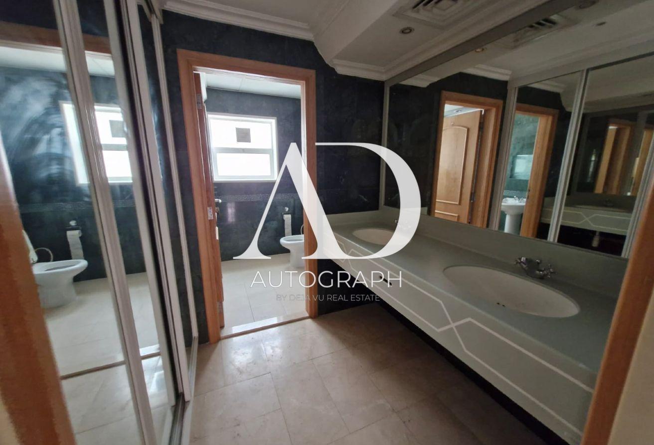 Spacious 5 Independent villa Private Pool| Garden photo 15