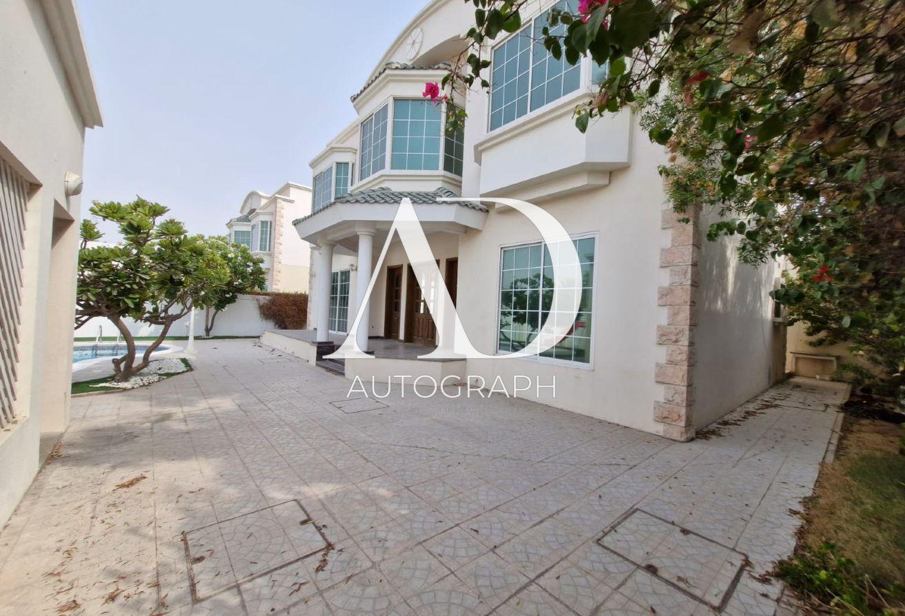 Spacious 5 Independent villa Private Pool| Garden photo 4