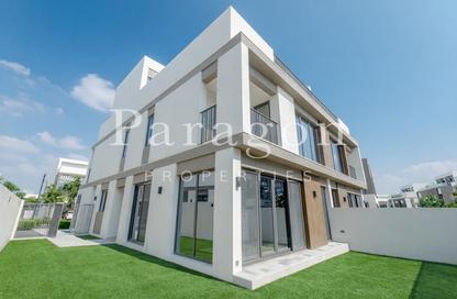 Villa - 4 - 5 for rent in Aura Gardens - Tilal Al Ghaf - Dubai