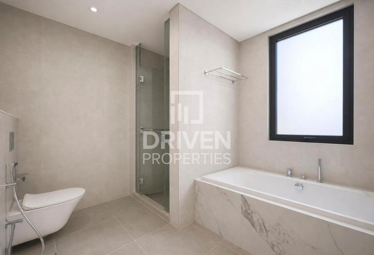 Big Layout | Maids | Landscaped | Closed Kitchen photo 14