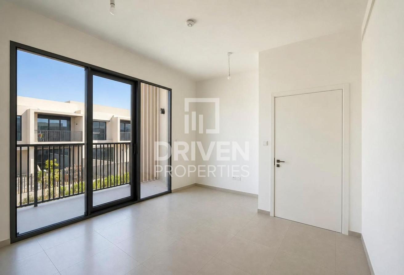 Big Layout | Maids | Landscaped | Closed Kitchen photo 13
